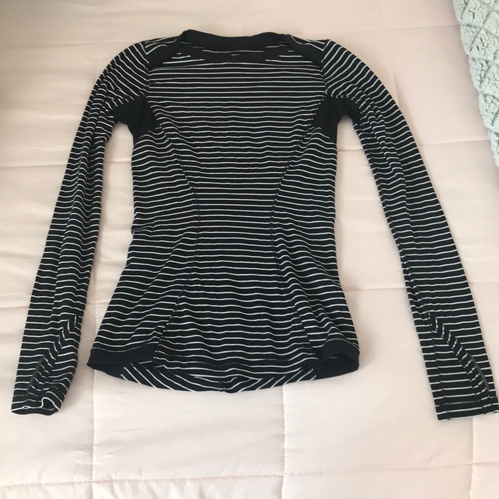 Lulu lemon form fitting running top